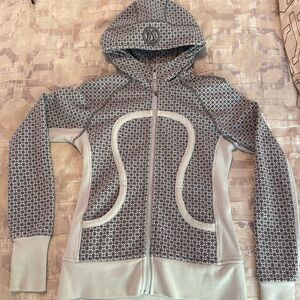 Lululemon Scuba Full Zip hoodie Size 6